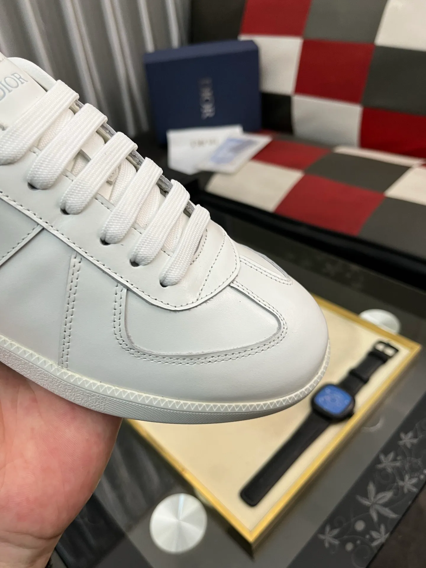 Men's shoes 💰400⌚️⌚️[Dior] Dior's new casual men's shoes are launched in Hong Kong counters. Official website 1:1 production. Original Italian materials. Designed by European and American masters. Perfect shape to create counter quality. Solid color rubber wear-resistant outsole and classic dazzling head! Super versatile and very comfortable. High-end without losing taste, fashionable and novel! ! Absolute focus! Code number: 38-444️⃣Colors available